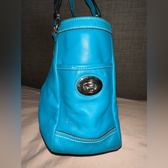 Coach 🩵 Blue Leather Tote Bag - Picture 8 of 12